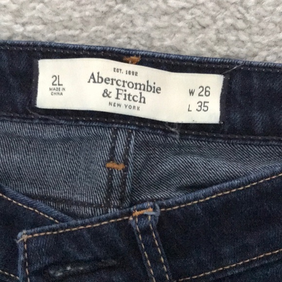 Abercrombie and Fitch jeans - Picture 2 of 3